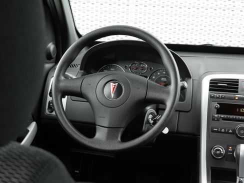 Used 2007 Pontiac Torrent AWD image 10