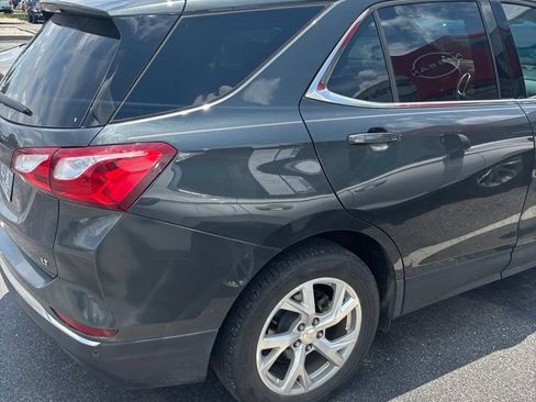 Used 2020 Chevrolet Equinox LT FWD image 3