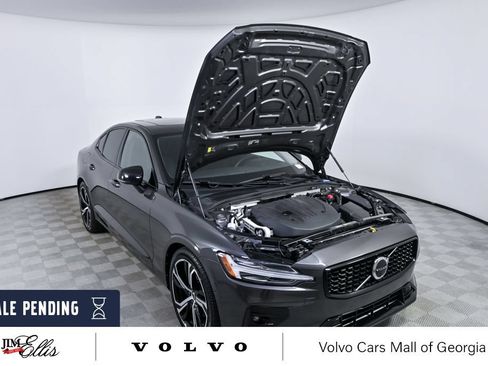 Certified 2025 Volvo S60 B5 Plus w/ Climate Package FWD image 31