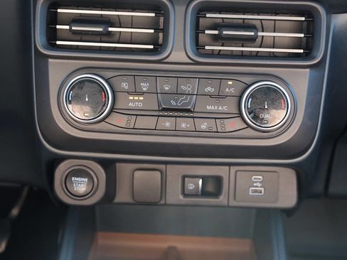 Used 2023 Ford Maverick Lariat w/ Lariat Luxury Package image 21