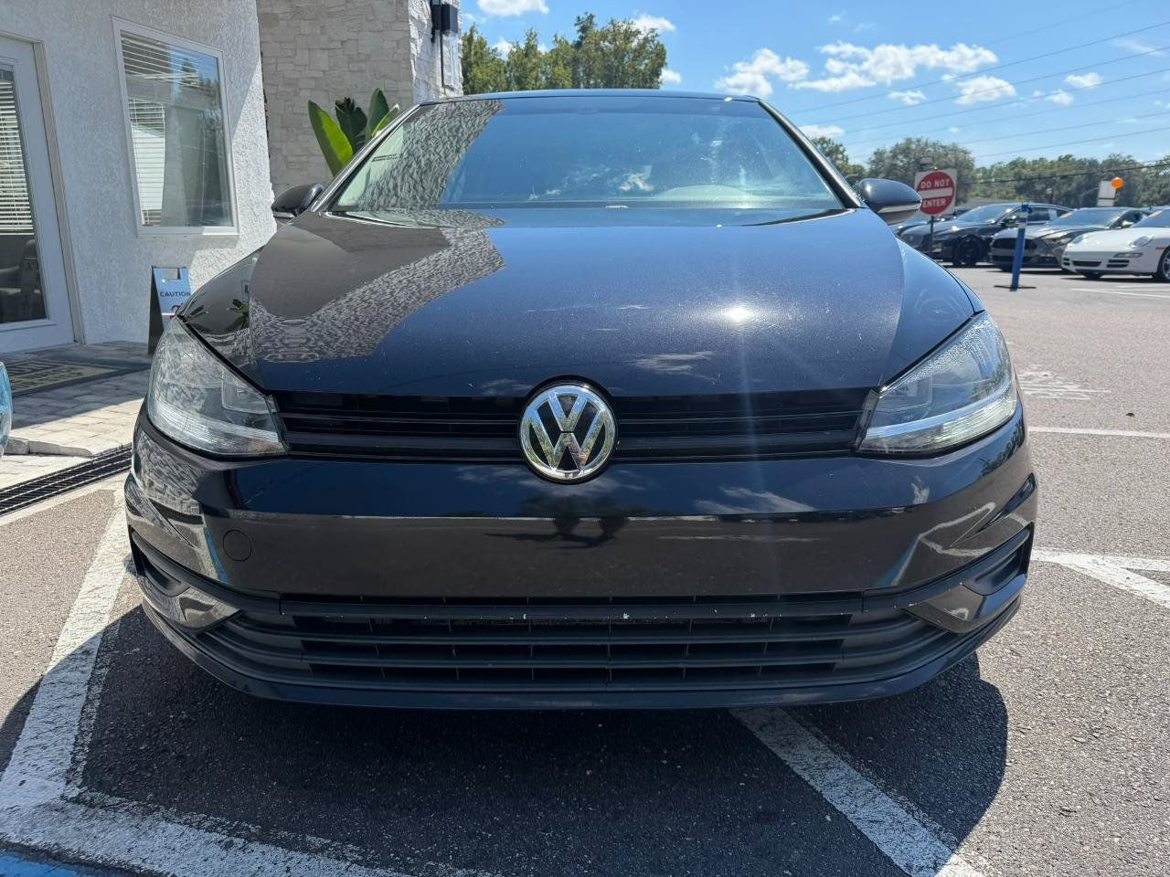 Used 2021 Volkswagen Golf 4-Door FWD image 4