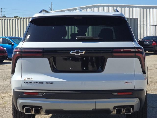Used 2026 Chevrolet Traverse Z71 w/ Enhanced Driving Package AWD/4WD image 4