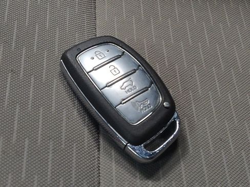 Used 2021 Hyundai Tucson Value FWD image 32