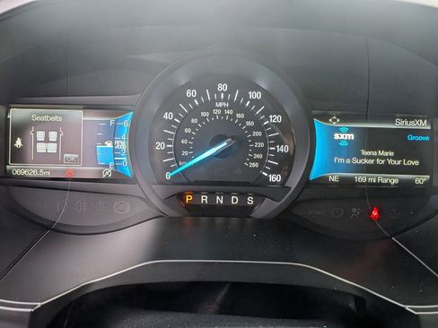 Used 2022 Ford Edge SEL image 25