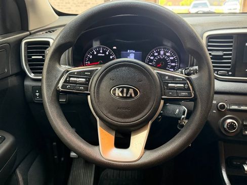 Used 2022 Kia Sportage LX w/ Paint Protection Package FWD image 15