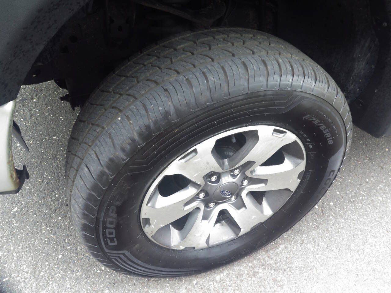 Used 2013 Ford F150 FX4 w/ Luxury Equipment Group AWD/4WD image 31