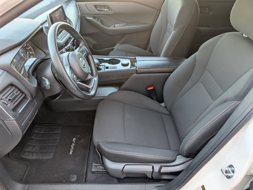 Used 2024 Nissan Rogue S AWD/4WD image 13