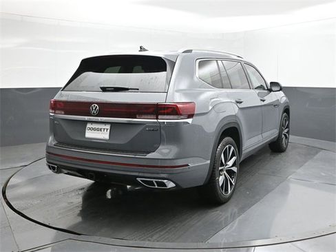 New 2025 Volkswagen Atlas SEL Premium R-Line image 11