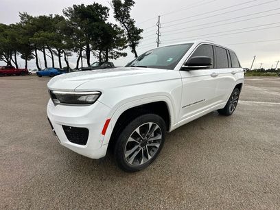 Used 2022 Jeep Grand Cherokee Overland w/ Adv Protech Group III