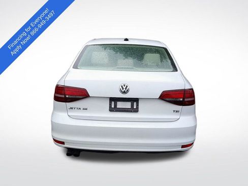 Used 2017 Volkswagen Jetta SE FWD image 7