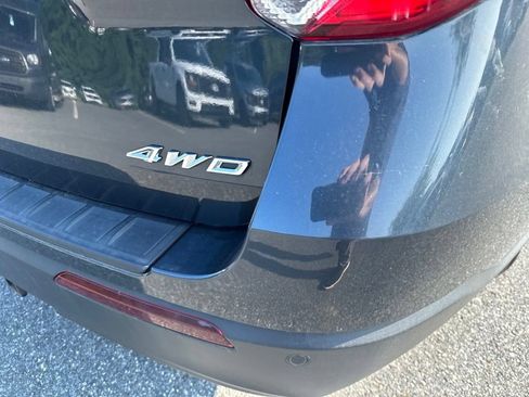 Used 2022 Ford Explorer XLT AWD/4WD image 7