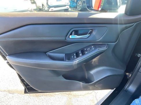 Certified 2023 Nissan Rogue SV w/ SV Premium B Package AWD/4WD image 26