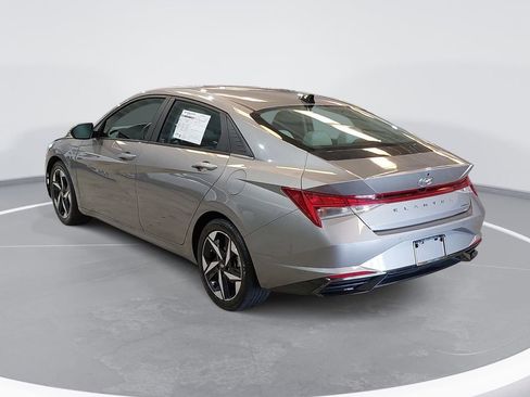 Certified 2023 Hyundai Elantra Limited w/ Cargo Package FWD image 7