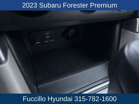 Used 2023 Subaru Forester Premium image 13