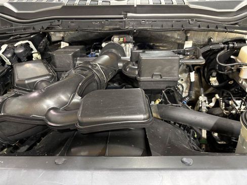 Used 2020 Ford F250 XL w/ Power Equipment Group AWD/4WD image 24
