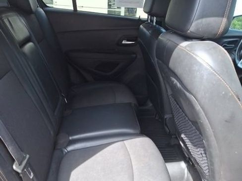 Used 2019 Chevrolet Trax LT w/ Driver Confidence Package AWD/4WD image 20