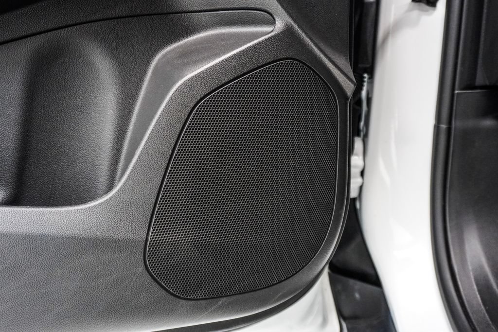 Used 2025 Chevrolet Trax LS FWD image 19
