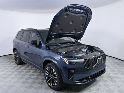 New 2026 Volvo XC90 T8 Ultra w/ Protection Package AWD/4WD image 35