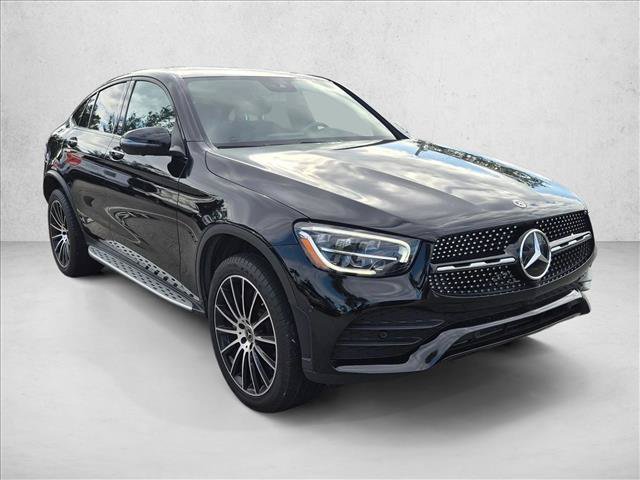 Used 2023 Mercedes-Benz GLC 300 4MATIC Coupe image 3