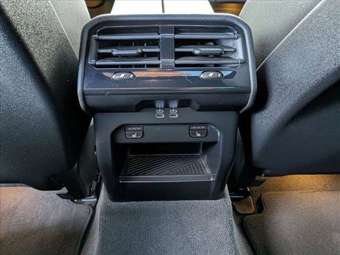 Used 2024 BMW i5 M60 w/ Premium Package image 18