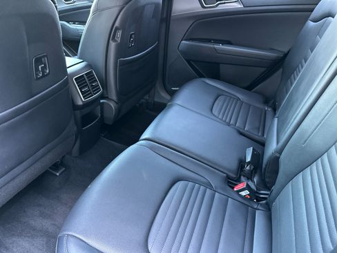 Used 2025 Kia Sportage SX AWD/4WD image 12