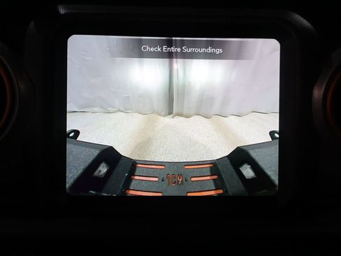 Used 2022 Jeep Gladiator Mojave w/ Cold Weather Group image 25