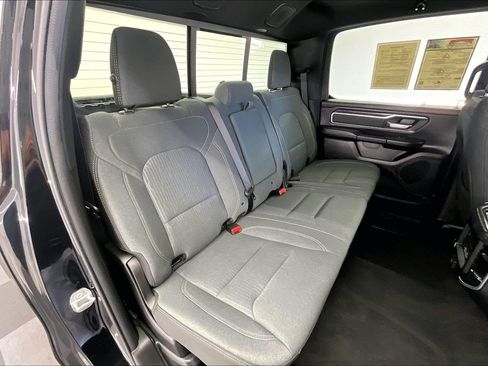 Used 2022 RAM 1500 Big Horn AWD/4WD image 18