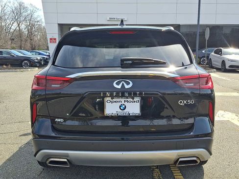 Used 2019 INFINITI QX50 Essential w/ Premium Heat Package image 5