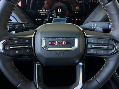 New 2026 GMC Yukon AT4 AWD/4WD image 23