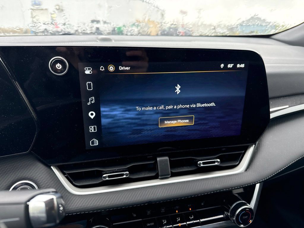 Used 2026 Chevrolet Equinox LT AWD/4WD image 15
