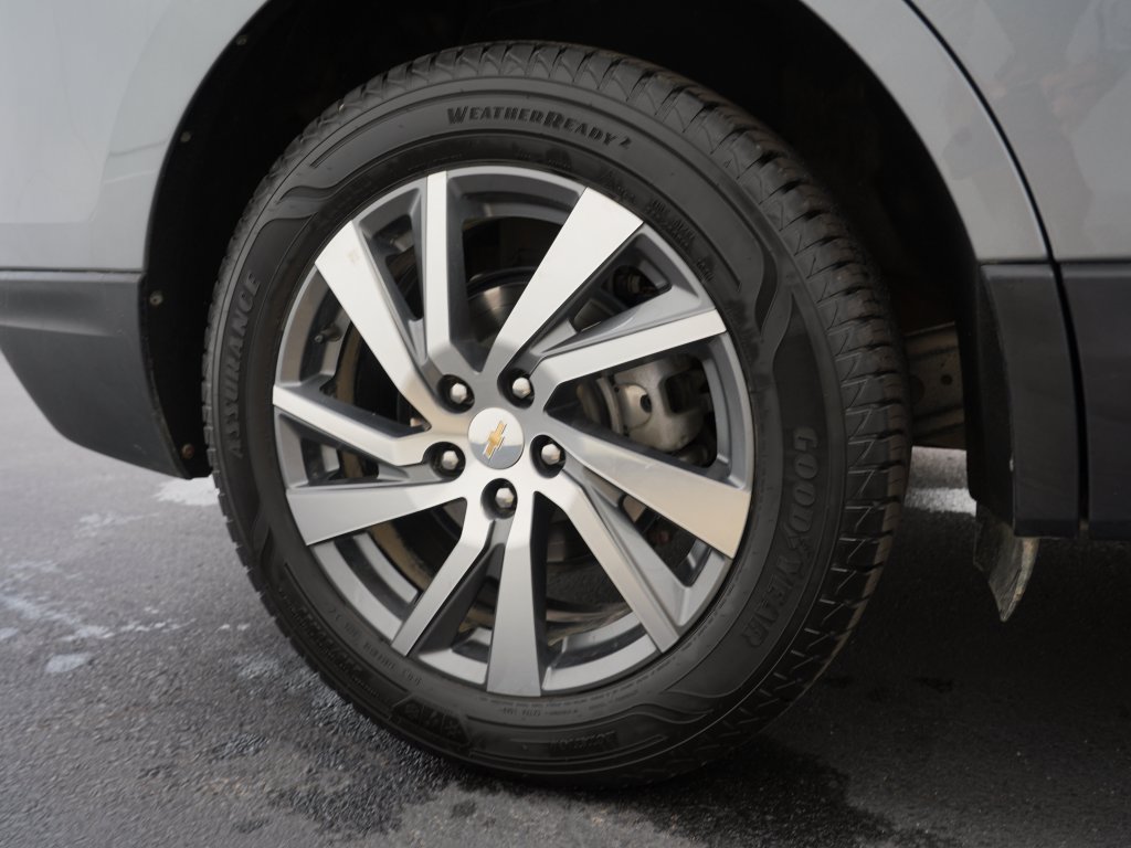 Certified 2024 Chevrolet Equinox Premier AWD/4WD image 33