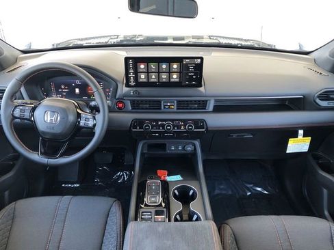 New 2026 Honda Pilot Sport image 8