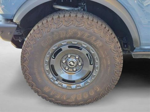 Used 2025 Ford Bronco Badlands AWD/4WD image 21
