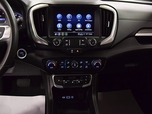 Used 2022 GMC Terrain SLE w/ Driver Convenience Package AWD/4WD image 23