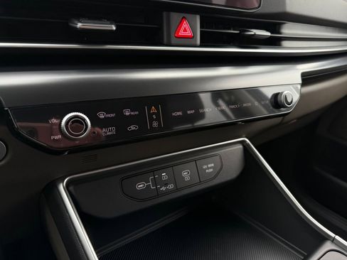 New 2026 Kia Carnival LXS image 28