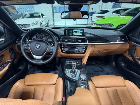 Used 2018 BMW 440i xDrive Convertible image 2