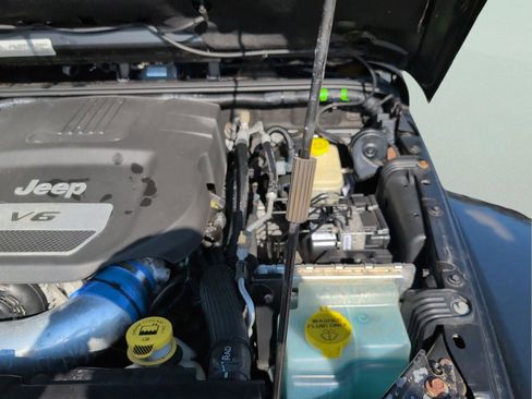 Certified 2016 Jeep Wrangler Sahara w/ Mopar Chrome Edition Group image 35