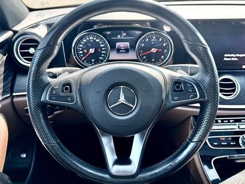 Used 2017 Mercedes-Benz E 300 4MATIC image 19