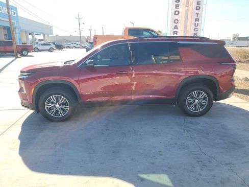 New 2026 Chevrolet Traverse LT w/ Driver Confidence Package image 7