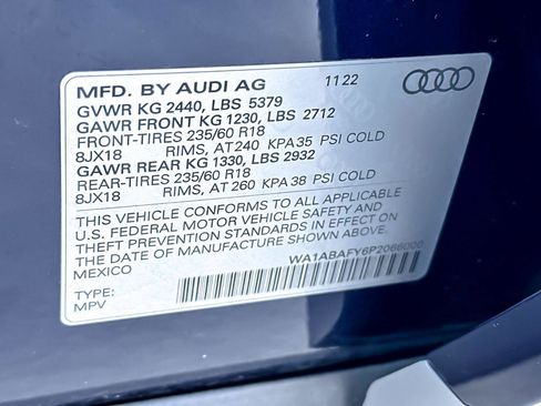 Used 2023 Audi Q5 Premium w/ Convenience Package image 28