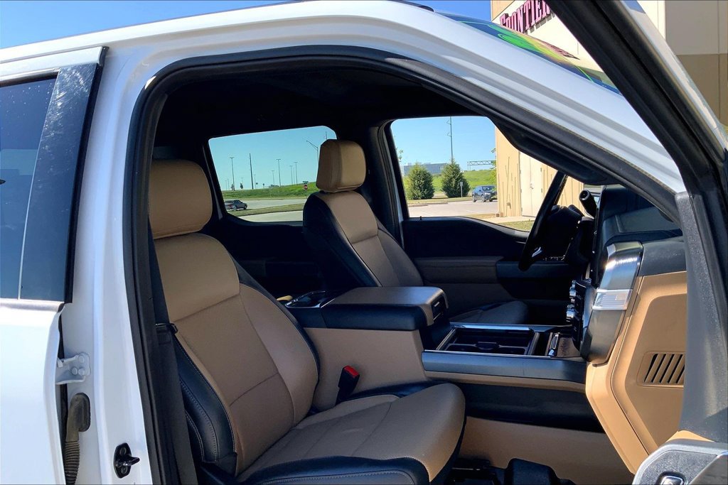 Used 2024 Ford F350 Lariat w/ Camper Package AWD/4WD image 7