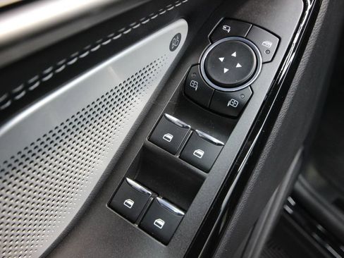 Used 2023 Ford Explorer ST w/ Equipment Group 401A AWD/4WD image 15