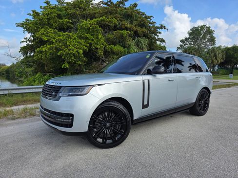 Certified 2023 Land Rover Range Rover Long Wheelbase SE AWD/4WD image 1
