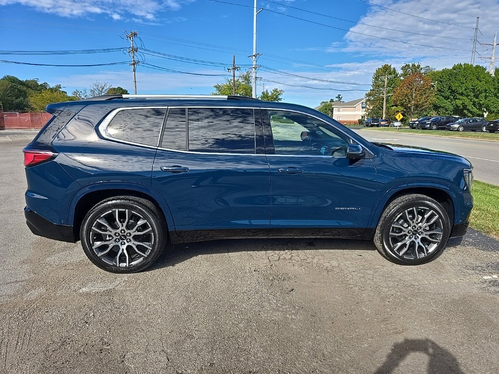 New 2027 GMC Acadia Denali Ultimate w/ LPO, Floor Liner Package AWD/4WD image 8