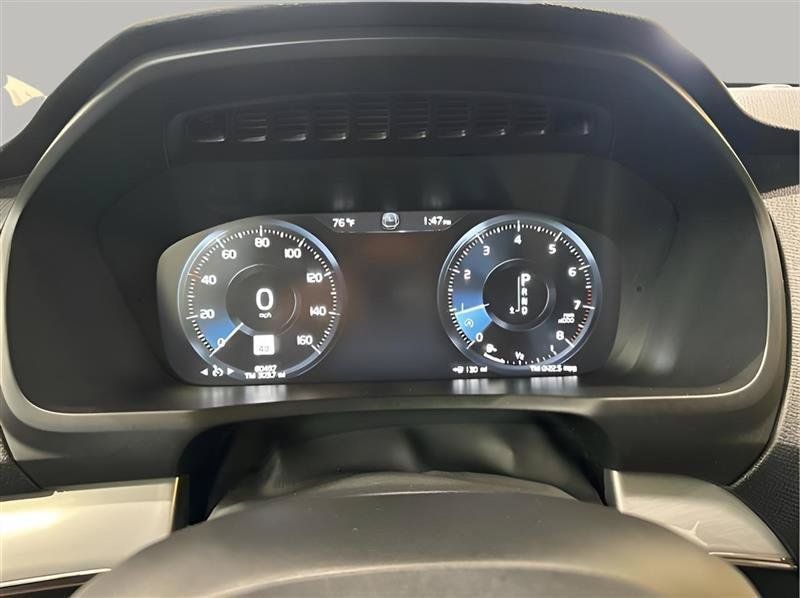 Used 2016 Volvo XC90 T6 Momentum AWD/4WD image 19