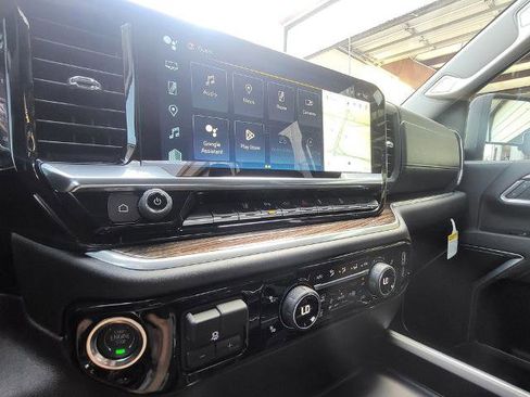 Used 2026 Chevrolet Silverado 2500 LT w/ All Star Edition AWD/4WD image 23