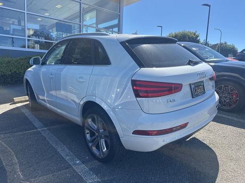 Used 2015 Audi Q3 2.0T Prestige w/ Prestige Package image 4