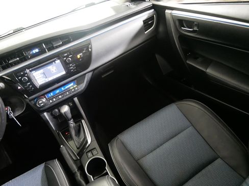 Used 2016 Toyota Corolla S FWD image 11