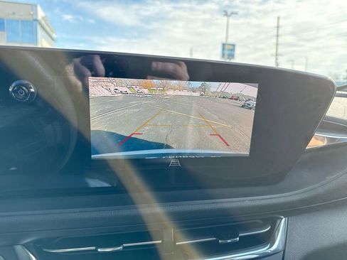 Certified 2025 Buick Envista Preferred image 17