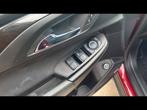 Certified 2022 Chevrolet TrailBlazer RS w/ Sun and Liftgate Package image 8